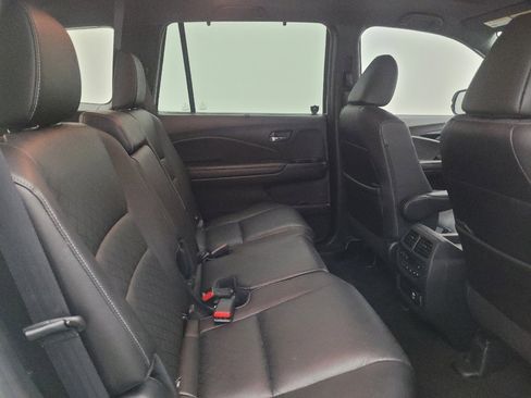 Used 2021 Honda Passport Touring image 19