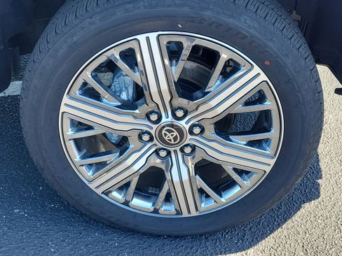 Used 2025 Toyota Tundra Capstone image 11