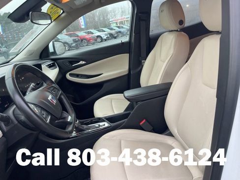 Used 2024 Buick Encore GX Sport Touring image 8