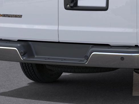 New 2026 Chevrolet Express 3500 LT RWD image 14