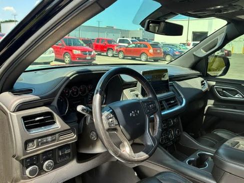 Used 2021 Chevrolet Tahoe RST w/ Luxury Package AWD/4WD image 16