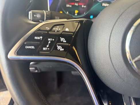 Used 2022 Mercedes-Benz E 350 Sedan image 21