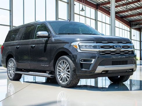 Used 2023 Ford Expedition Max Platinum AWD/4WD image 39