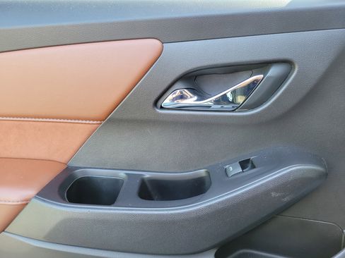 Used 2018 Chevrolet Traverse High Country image 12