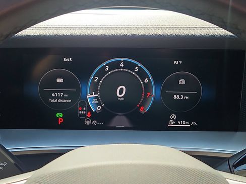 Certified 2026 Volkswagen Tiguan SE R-Line AWD/4WD image 31