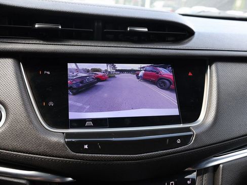 Used 2025 Cadillac XT5 Premium Luxury image 36