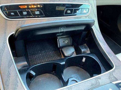 Used 2022 Mercedes-Benz E 350 Sedan image 25