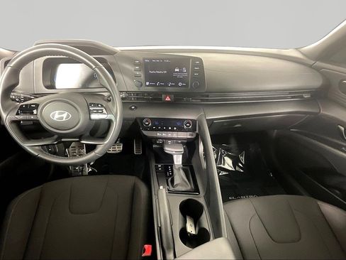 Used 2025 Hyundai Elantra Sport FWD image 7