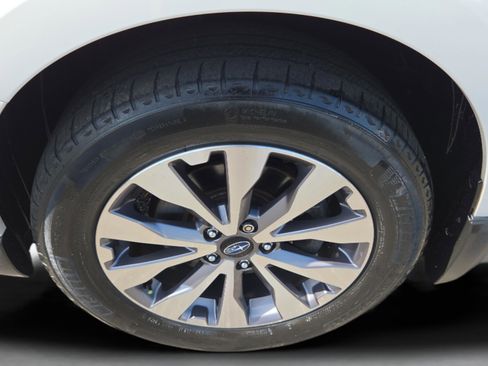 Used 2017 Subaru Outback 2.5i Touring w/ Popular Package #5A image 33