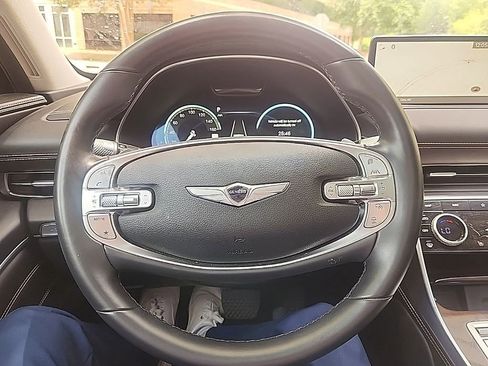 Used 2024 Genesis GV80 2.5T w/ Prestige Package AWD/4WD image 8