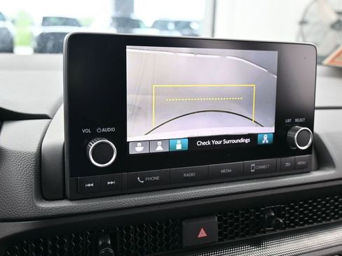 Used 2025 Honda CR-V EX image 17