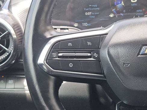 Used 2025 Chevrolet Equinox LT FWD image 24