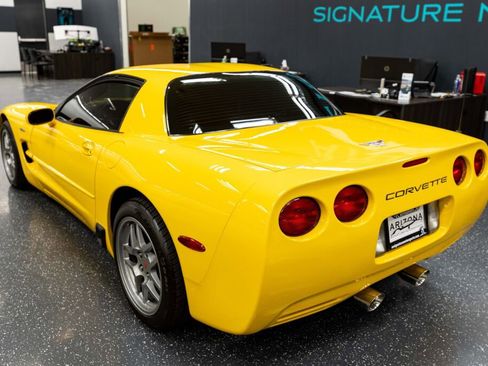 Used 2003 Chevrolet Corvette Z06 w/ Memory Package, 3 Drivers image 10