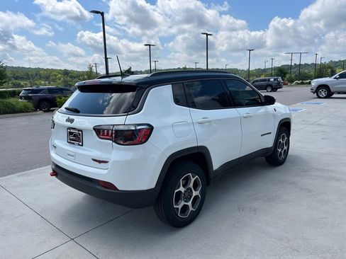 Used 2022 Jeep Compass Trailhawk w/ Sun and Sound Group AWD/4WD image 21