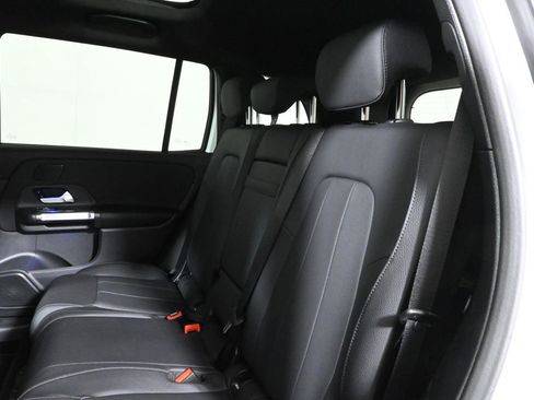 New 2026 Mercedes-Benz GLB 250 4MATIC image 4