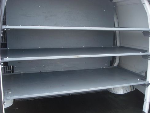 Used 2021 Chevrolet Express 2500 RWD image 21