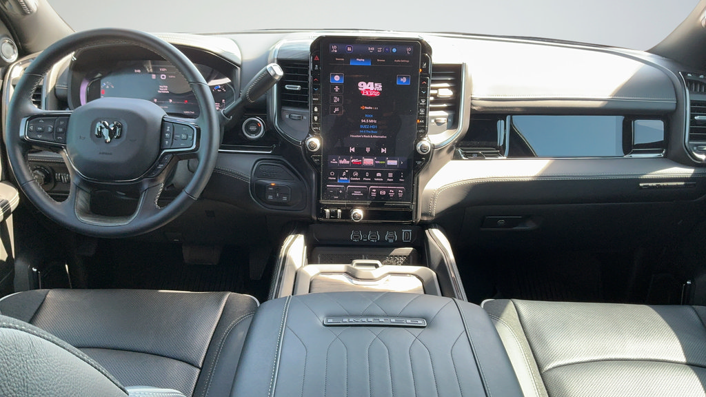 Used 2025 RAM 2500 Limited AWD/4WD image 7