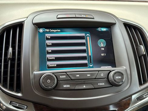 Used 2015 Buick LaCrosse Leather image 22