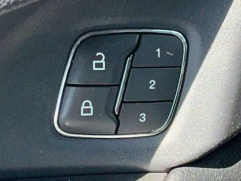 Used 2021 Ford Expedition Max XLT AWD/4WD image 11