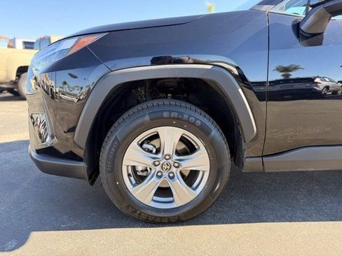 Used 2025 Toyota RAV4 XLE image 23