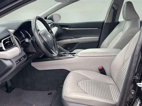 Used 2021 Toyota Camry SE w/ Audio Upgrade Package FWD image 21