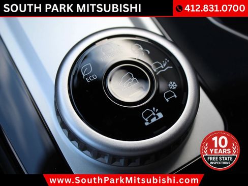 New 2026 Mitsubishi Outlander SE image 25