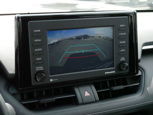 Used 2021 Toyota RAV4 LE w/ Carpet Mat Package (TMS) AWD/4WD image 30