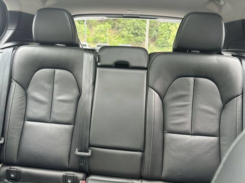 Used 2023 Volvo XC40 B5 Plus w/ Driver Assist Package AWD/4WD image 30