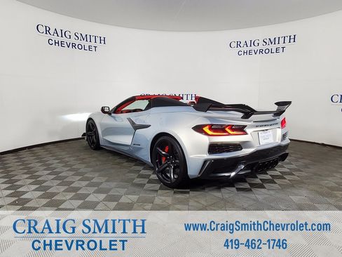 Used 2023 Chevrolet Corvette Z06 w/ Z07 Performance Package image 11