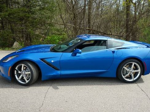 Used 2014 Chevrolet Corvette Stingray Coupe w/ 2LT Preferred Equipment Group RWD image 4