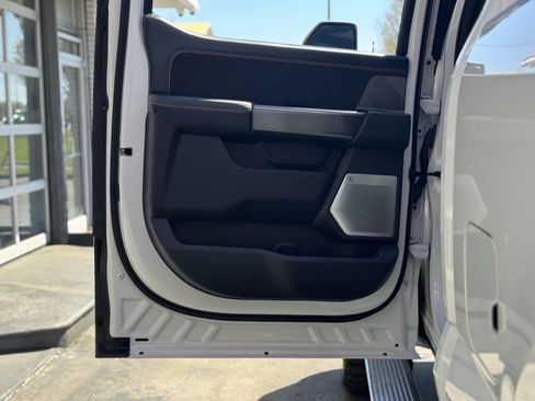 Used 2023 Ford F250 Platinum image 37