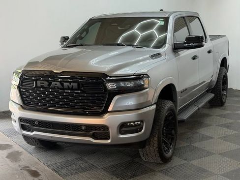 Used 2025 RAM 1500 Big Horn AWD/4WD image 6