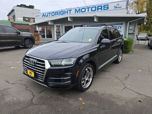 Used 2017 Audi Q7 3.0T Premium Plus w/ Premium Plus Package image 2