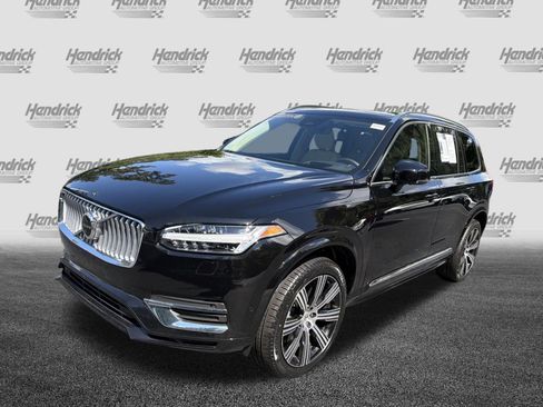 Certified 2024 Volvo XC90 T8 Ultimate w/ Protection Package Premier AWD/4WD image 5