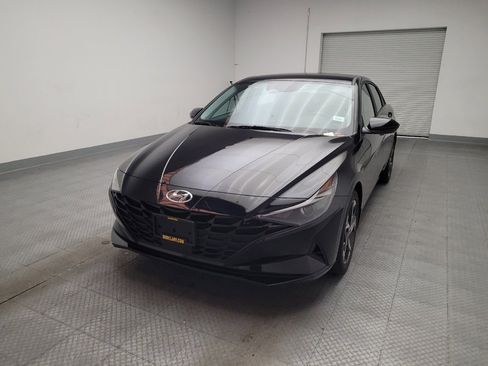 Used 2023 Hyundai Elantra SEL w/ Convenience Package FWD image 15