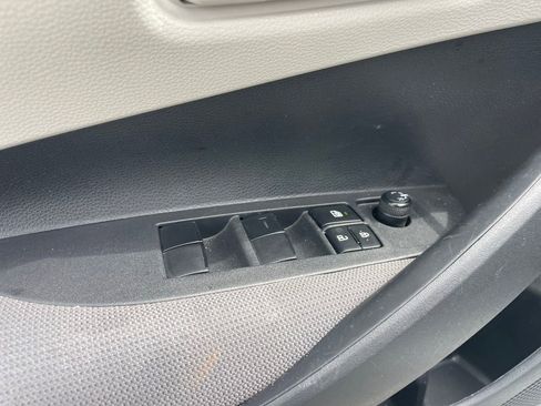Used 2024 Toyota Corolla LE FWD image 6