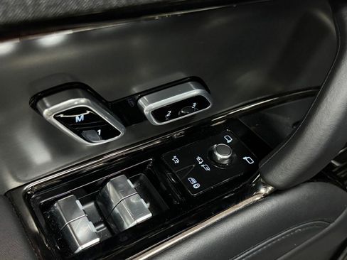 Used 2024 Land Rover Range Rover Sport Dynamic SE image 11