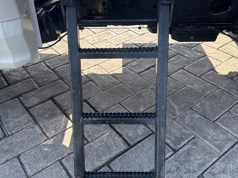 Used 2019 Ford F450 XL w/ XL Value Package image 8