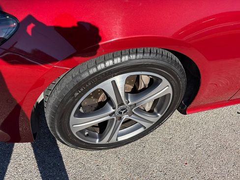 Used 2018 Mercedes-Benz E 400 Coupe image 8