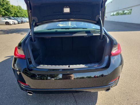 Certified 2024 BMW 330i xDrive Sedan w/ Premium Package AWD/4WD image 28