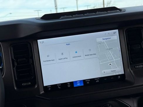 Certified 2025 Ford Bronco Big Bend w/ Black Diamond Package image 26