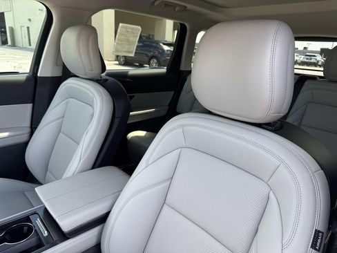 New 2026 Lincoln Nautilus Premier w/ Equipment Group 102A AWD/4WD image 21