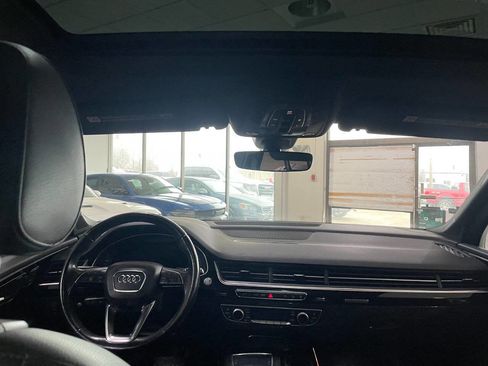 Used 2017 Audi Q7 3.0T Prestige image 25