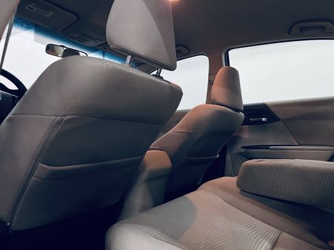Used 2017 Honda Accord LX image 17