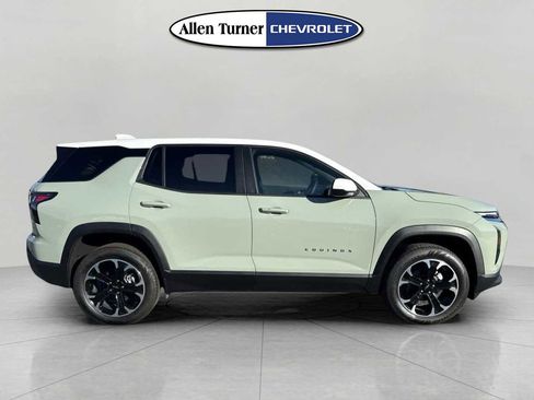 New 2026 Chevrolet Equinox LT w/ Convenience Package II image 3