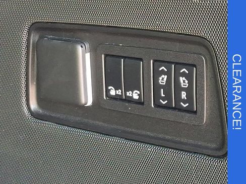 Certified 2023 Cadillac Escalade Sport Platinum AWD/4WD image 31