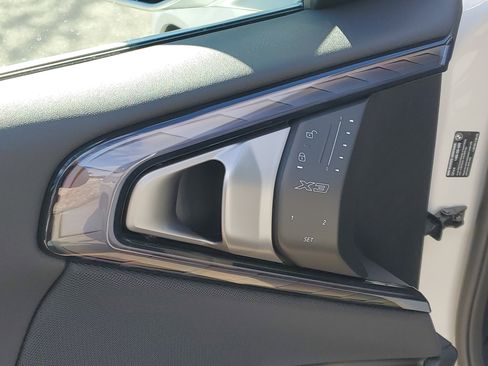 New 2026 BMW X3 xDrive30 w/ Premium Package image 7