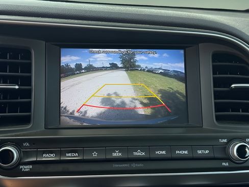Used 2019 Hyundai Elantra SEL w/ Cargo Package FWD image 25