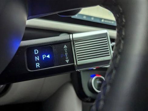 Certified 2025 Hyundai Tucson Limited image 12