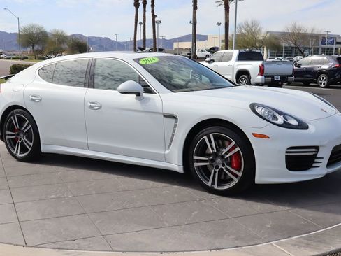 Used 2014 Porsche Panamera Turbo image 3